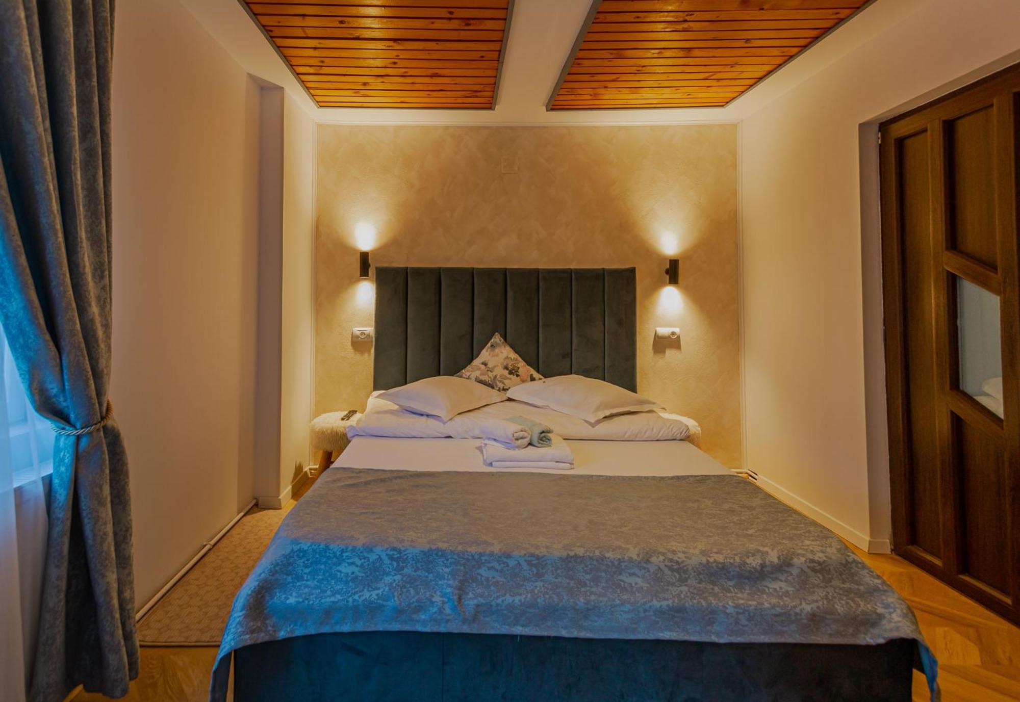 Complex Turistic Luminita Hotel Moeciu De Sus Exterior photo
